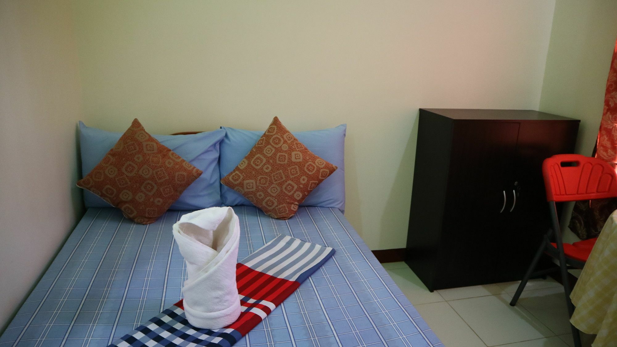 C Tower Studio Apartments Puerto Princesa Eksteriør bilde